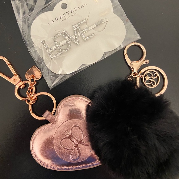 Anastasia Beverly Hills Accessories - Picture 1 of 2